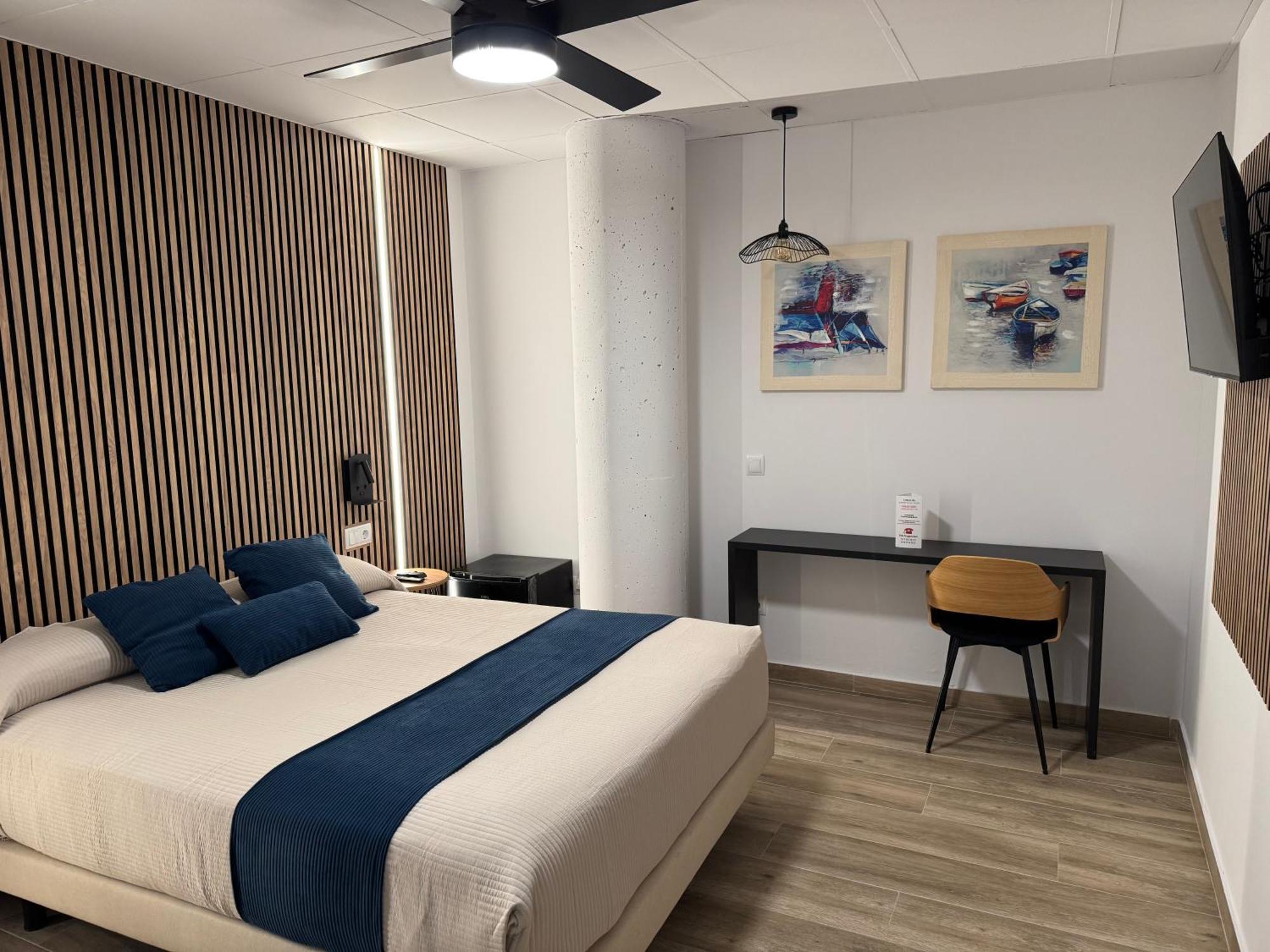 Pension Rovior Calafell Esterno foto